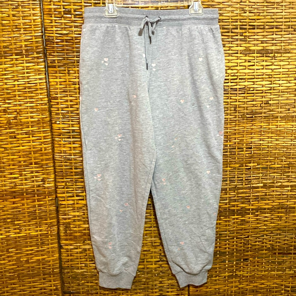 EUC honeydew gray with pink hearts sweatpants joggers M